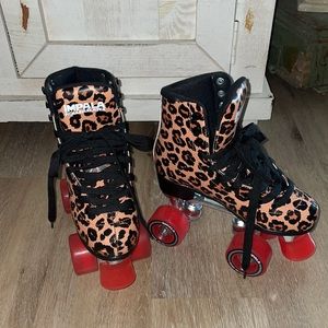 Impala rollerskates cheetah size 4